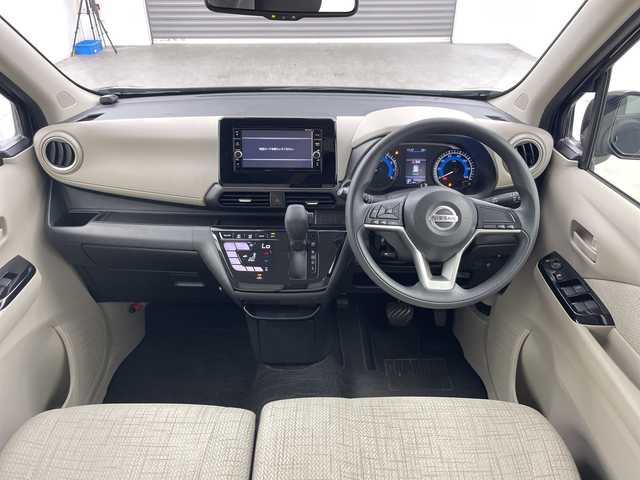 日産 デイズ X 三重県 2020(令2)年 5.4万km ブラック メモリーナビ/フルセグＴＶ　ＤＶＤ/Bluetoothオーディオ/バックカメラ/ETC/前方録画ドライブレコーダー/コーナーセンサー/スマートキー/フロアマット