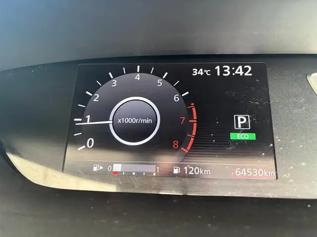 日産 セレナ ハイウェイスター Vセレクション 千葉県 2017(平29)年 6.5万km ブリリアントシルバー エマージェンシーブレーキ/ハンズフリー両側パワースライドドア/純正SDナビ/地デジTV/【BD/DVD/CD再生機能　Bluetooth接続】/アラウンドビューモニター/フリップダウンモニター/ドライブレコーダー/革巻きステアリング/ステアリングスイッチ/ETC/LEDヘッドライト/フォグライト/ウインカーミラー/純正16インチアルミホイル/サイド/カーテンエアバッグ/インテリジェントキー