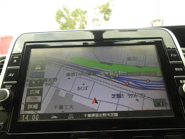 日産 セレナ ハイウェイスター Vセレクション 千葉県 2017(平29)年 6.5万km ブリリアントシルバー エマージェンシーブレーキ/ハンズフリー両側パワースライドドア/9インチ純正SDナビ/地デジTV/【BD/DVD/CD再生機能　Bluetooth接続】/アラウンドビューモニター/フリップダウンモニター/ドライブレコーダー/革巻きステアリング/ステアリングスイッチ/ETC/LEDヘッドライト/フォグライト/ウインカーミラー/純正16インチアルミホイル/サイド/カーテンエアバッグ/インテリジェントキー