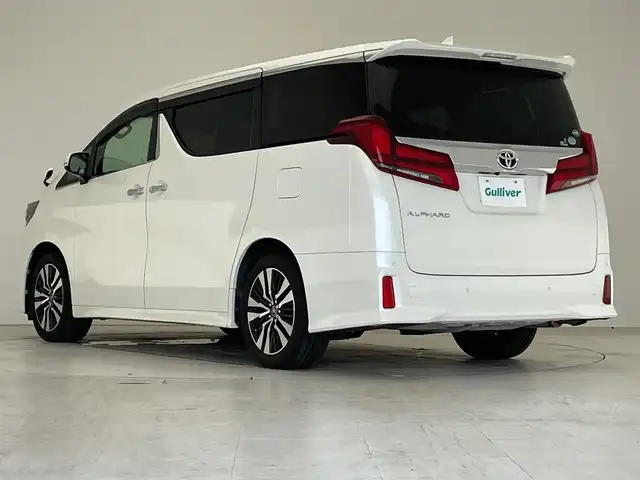 トヨタ アルファード S Cパッケージ 愛知県 2018(平30)年 6万km ホワイトパールクリスタルシャイン 純正10.5型ナビ/バックカメラ/12型フリップダウンモニター/両側パワースライドドア/黒革レザー/シートヒーター/エアシート/衝突軽減システム/レーダークルーズコントロール/パワーシート/純正アルミホイール/ステアリングヒーター/LEDヘッドライト/ステアリングスイッチ/スマートキー/プッシュスタート