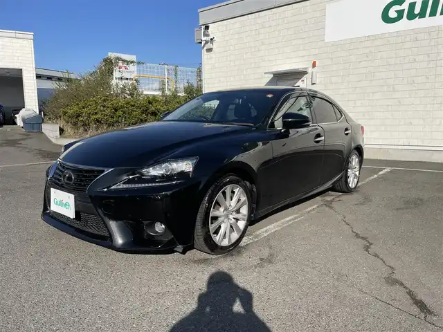 レクサス ＩＳ 200t 神奈川県 2016(平28)年 3.5万km 黒