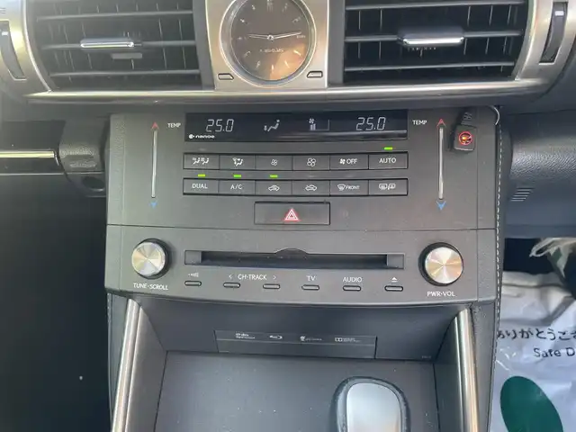 レクサス ＩＳ 200t 神奈川県 2016(平28)年 3.5万km 黒