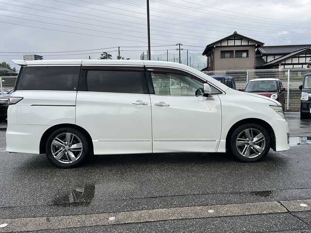 日産 エルグランド ライダー 白本革 マニュアルシート 富山県 2010(平22)年 16万km ブリリアントホワイトパール 4WD/スマートキー×２/パワースライドドア/レザーシート/アラウンドビューモニター/メーカーオプションHDDナビ/DVD/MSV/フルセグTV/USB/純正フリップダウンモニター/100V電源/電格ウィンカーミラー/ETC/クリアランスソナー/オットマンシート/純正18インチAW/純正フロアマット/純正ドアバイザー/皮巻きステアリング/ステアリングスイッチ/フォグランプ/プッシュスタート/保証書・取説・ナビ取説