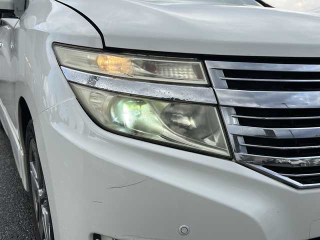 日産 エルグランド ライダー 白本革 マニュアルシート 富山県 2010(平22)年 16万km ブリリアントホワイトパール 4WD/スマートキー×２/パワースライドドア/レザーシート/アラウンドビューモニター/メーカーオプションHDDナビ/DVD/MSV/フルセグTV/USB/純正フリップダウンモニター/100V電源/電格ウィンカーミラー/ETC/クリアランスソナー/オットマンシート/純正18インチAW/純正フロアマット/純正ドアバイザー/皮巻きステアリング/ステアリングスイッチ/フォグランプ/プッシュスタート/保証書・取説・ナビ取説