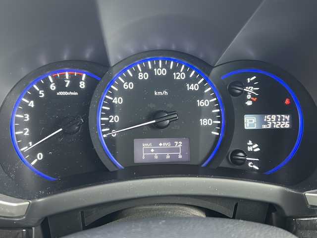 日産 エルグランド ライダー 白本革 マニュアルシート 富山県 2010(平22)年 16万km ブリリアントホワイトパール 4WD/スマートキー×２/パワースライドドア/レザーシート/アラウンドビューモニター/メーカーオプションHDDナビ/DVD/MSV/フルセグTV/USB/純正フリップダウンモニター/100V電源/電格ウィンカーミラー/ETC/クリアランスソナー/オットマンシート/純正18インチAW/純正フロアマット/純正ドアバイザー/皮巻きステアリング/ステアリングスイッチ/フォグランプ/プッシュスタート/保証書・取説・ナビ取説