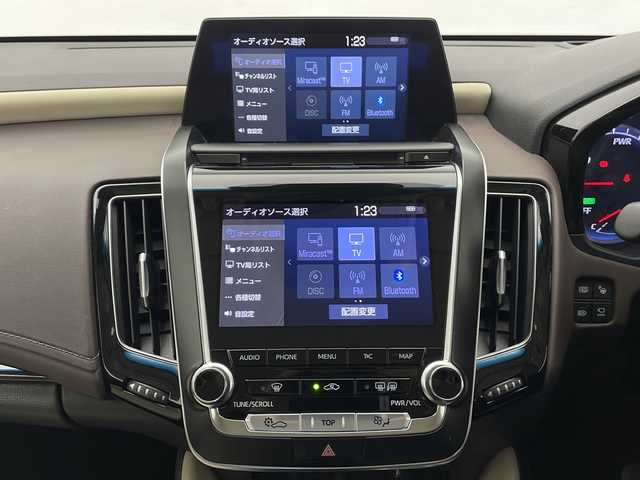 トヨタ クラウン ハイブリッド S Cパッケージ Four 長野県 2018(平30)年 3.8万km プレシャスブラックパール 純正ナビ（フルセグ/DVD/CD/BT/Miracast）/パノラミックビューモニター/ビルトインETC/トヨタセーフティーセンス/プリクラッシュセーフティー/BSM/クリアランスソナー/レーダークルーズコントロール/RCTA/RCD/パーキングサポート/HUD/RSA/AC100Vコンセント/前席シートヒーター＆クーラー/ステリングヒーター/社外17インチAW/スペアーキー/取扱説明書