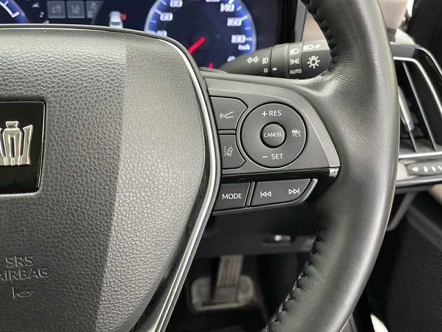 トヨタ クラウン ハイブリッド S Cパッケージ Four 長野県 2018(平30)年 3.8万km プレシャスブラックパール 純正ナビ（フルセグ/DVD/CD/BT/Miracast）/パノラミックビューモニター/ビルトインETC/トヨタセーフティーセンス/プリクラッシュセーフティー/BSM/クリアランスソナー/レーダークルーズコントロール/RCTA/RCD/パーキングサポート/HUD/RSA/AC100Vコンセント/前席シートヒーター＆クーラー/ステリングヒーター/社外17インチAW/スペアーキー/取扱説明書