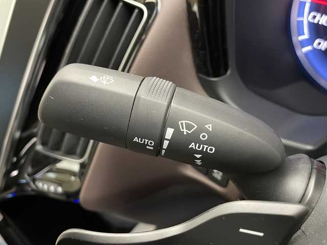 トヨタ クラウン ハイブリッド S Cパッケージ Four 長野県 2018(平30)年 3.8万km プレシャスブラックパール 純正ナビ（フルセグ/DVD/CD/BT/Miracast）/パノラミックビューモニター/ビルトインETC/トヨタセーフティーセンス/プリクラッシュセーフティー/BSM/クリアランスソナー/レーダークルーズコントロール/RCTA/RCD/パーキングサポート/HUD/RSA/AC100Vコンセント/前席シートヒーター＆クーラー/ステリングヒーター/社外17インチAW/スペアーキー/取扱説明書