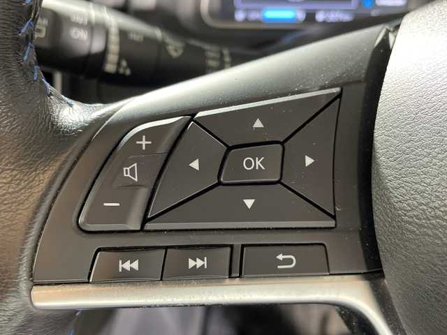 日産 リーフ X Vセレクション 沖縄県 2020(令2)年 5万km ダークメタルグレー 県外仕入れ/禁煙車/純正ナビ/(フルセグTV/Bluetooth/FM/AM/HDMI/USB)/ステアリングリモコン/アラウンドビューモニター/プロパイロット/ブラインドスポットモニター/デジタルインナーミラー/前後ドライブレコーダー/ビルドインETC/シートヒーター/ステアリングヒーター/純正アルミホイール/純正フロアマット