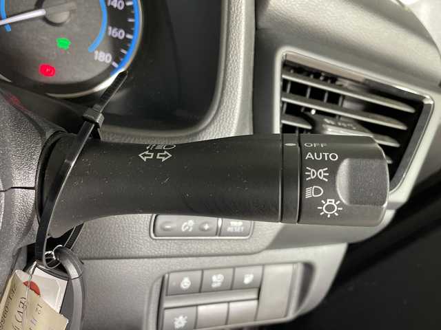 日産 リーフ X Vセレクション 沖縄県 2020(令2)年 5万km ダークメタルグレー 県外仕入れ/禁煙車/純正ナビ/(フルセグTV/Bluetooth/FM/AM/HDMI/USB)/ステアリングリモコン/アラウンドビューモニター/プロパイロット/ブラインドスポットモニター/デジタルインナーミラー/前後ドライブレコーダー/ビルドインETC/シートヒーター/ステアリングヒーター/純正アルミホイール/純正フロアマット