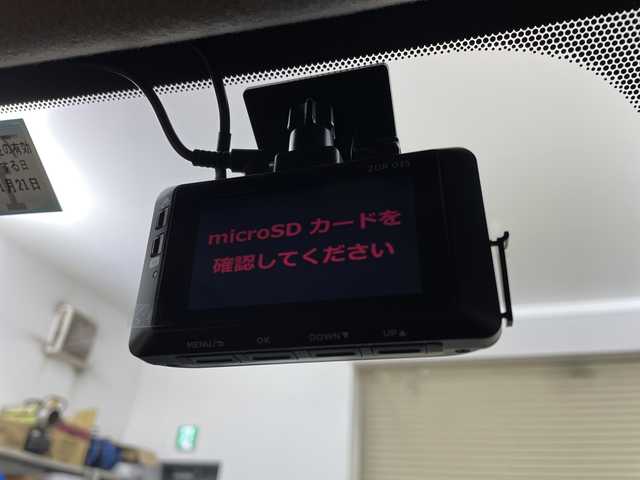 日産 キックス X FOUR ツートーンインテリアED 道央・札幌 2022(令4)年 3.8万km ブリリアントホワイトパール/ピュアブラック 2トーン ・4WD/e-POWER /・エマージェンシーブレーキ/・プロパイロット/寒冷地仕様/・社外ナビ  /・フルセグ.BT.DVD.CD.USB/・アラウンドビューモニター/・シートヒーター/ハンドルヒーター/・前後ドライブレコーダー/・合皮ツートンシート/・横滑り防止装置/・ステアリングヒーター/・オートブレーキホールド/・LEDオートライト/オートハイビーム/・プッシュスタート/・ETC/・スマートキー×2