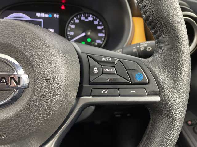 日産 キックス X FOUR ツートーンインテリアED 道央・札幌 2022(令4)年 3.8万km ブリリアントホワイトパール/ピュアブラック 2トーン ・4WD/e-POWER /・エマージェンシーブレーキ/・プロパイロット/寒冷地仕様/・社外ナビ  /・フルセグ.BT.DVD.CD.USB/・アラウンドビューモニター/・シートヒーター/ハンドルヒーター/・前後ドライブレコーダー/・合皮ツートンシート/・横滑り防止装置/・ステアリングヒーター/・オートブレーキホールド/・LEDオートライト/オートハイビーム/・プッシュスタート/・ETC/・スマートキー×2