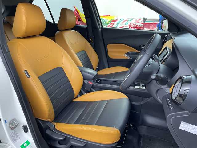 日産 キックス X FOUR ツートーンインテリアED 道央・札幌 2022(令4)年 3.8万km ブリリアントホワイトパール/ピュアブラック 2トーン ・4WD/e-POWER /・エマージェンシーブレーキ/・プロパイロット/寒冷地仕様/・社外ナビ  /・フルセグ.BT.DVD.CD.USB/・アラウンドビューモニター/・シートヒーター/ハンドルヒーター/・前後ドライブレコーダー/・合皮ツートンシート/・横滑り防止装置/・ステアリングヒーター/・オートブレーキホールド/・LEDオートライト/オートハイビーム/・プッシュスタート/・ETC/・スマートキー×2