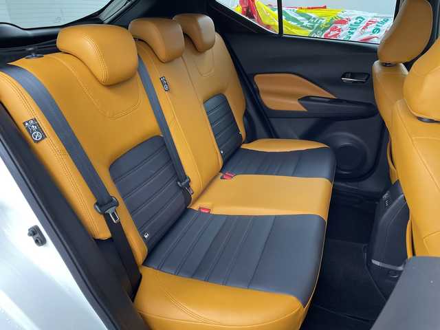 日産 キックス X FOUR ツートーンインテリアED 道央・札幌 2022(令4)年 3.8万km ブリリアントホワイトパール/ピュアブラック 2トーン ・4WD/e-POWER /・エマージェンシーブレーキ/・プロパイロット/寒冷地仕様/・社外ナビ  /・フルセグ.BT.DVD.CD.USB/・アラウンドビューモニター/・シートヒーター/ハンドルヒーター/・前後ドライブレコーダー/・合皮ツートンシート/・横滑り防止装置/・ステアリングヒーター/・オートブレーキホールド/・LEDオートライト/オートハイビーム/・プッシュスタート/・ETC/・スマートキー×2