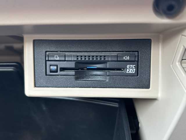 トヨタ ランドクルーザー プラド TX Lパッケージ 愛知県 2019(令1)年 9万km アティチュードブラックマイカ ・禁煙車/ワンオーナー/・メーカーオプション9インチナビ/・フルセグTV/Bluetooth/・AUX/USB/CD/DVD/・パノラミックビューモニター/・ビルトインETC2.0/・前方ドライブレコーダー（ZDR-015）/・トヨタセーフティセンス/・プリクラッシュセーフティ/・レーンディパーチャーアラート/・レーダークルーズコントロール/・クリアランスソナー/・オートマチックハイビーム/・ダウンヒルアシストコントロール/・センターデフロック/・ベージュ本革シート/・前席パワーシート/・前席シートヒーター/シートベンチレーション/・マットブラックED用18インチアルミホイール/・LEDオートライト/・電動格納ミラーウィンカー/・純正フロアマット/・純正ドアバイザー/・プッシュスタート/・ステアリングスイッチ/・スペアキー/・取扱説明書/新車保証書