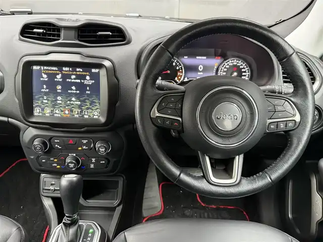 クライスラー・ジープ ジープ レネゲード リミテッド 和歌山県 2022(令4)年 4.8万km 黒 黒革 /ACC /BSM /ナビ/TV /Bカメラ /前後ドラレコ /レーンキープアシスト /シートヒーター /パワーシート /スマートキー ダークグレードアミラー /Bluetoothオーディオ /コーナーセンサー /LEDライト /ETC /ノーマルタイヤ積込
