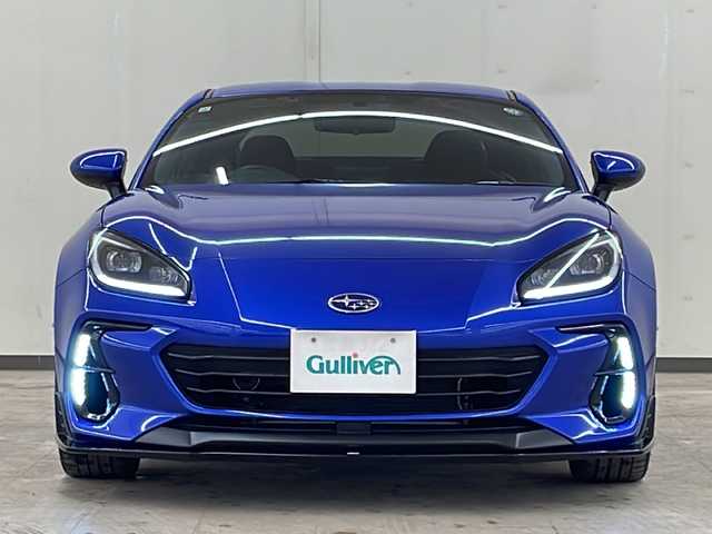 スバル ＢＲＺ S 道央・札幌 2021(令3)年 2.4万km WRブルーパール /6MT//STiフルエアロ//STi パフォーマンスマフラー//純正18インチアルミホイール//寒冷地仕様//ミラーヒーター//社外ナビ（フルセグ/CD/DVD/BT）//バックカメラ//社外17インチAW付冬タイヤ//前ドラレコ//クルーズコントロール//スマートキー//スペアキーｘ１//オートライト//電動格納ミラー//ステアリングスイッチ//横滑り防止//シートヒーター（ＤＮ席）//純正フロアマット