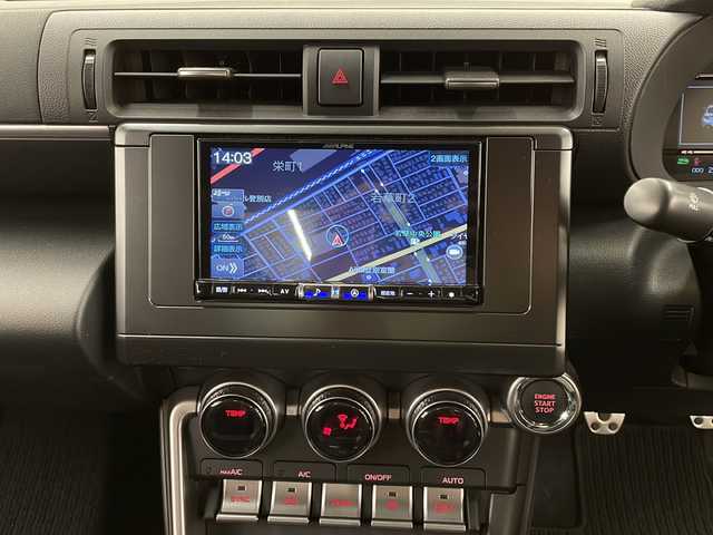 スバル ＢＲＺ S 道央・札幌 2021(令3)年 2.4万km WRブルーパール /6MT//STiフルエアロ//STi パフォーマンスマフラー//純正18インチアルミホイール//寒冷地仕様//ミラーヒーター//社外ナビ（フルセグ/CD/DVD/BT）//バックカメラ//社外17インチAW付冬タイヤ//前ドラレコ//クルーズコントロール//スマートキー//スペアキーｘ１//オートライト//電動格納ミラー//ステアリングスイッチ//横滑り防止//シートヒーター（ＤＮ席）//純正フロアマット