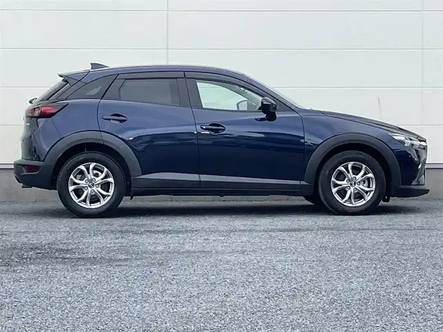 マツダ ＣＸ－３ XD ツーリング 茨城県 2022(令4)年 6.2万km ディープクリスタルブルーマイカ 改良後モデル/8インチナビ/全方位カメラ/革巻きステアリング/ステアリングスイッチ/電子式パーキング/LEDヘッドライト/レーダークルーズコントロール/プッシュスタート/ヘッドアップディスプレイ/純正ドライブレコーダー/純正ETC/フルセグテレビ/取説