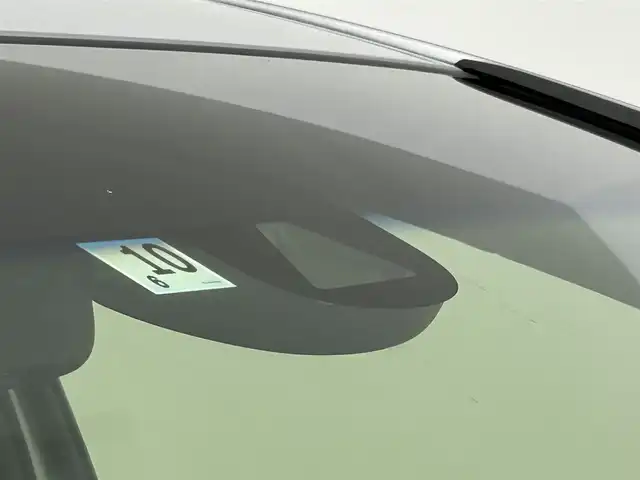 ホンダ シャトル ハイブリッド ホンダセンシング 道央・札幌 2019(令1)年 3.7万km ルナシルバーM ・4WD/・ホンダセンシング/・衝突被害軽減ブレーキ/・レーンキープアシスト/・レーダークルーズコントロール/・先行車発進お知らせ/・標識認識システム/・純正ナビ/・バックカメラ/・Bluetooth/・ビルトインETC/・フロントワイパーデアイサー/・横滑り防止装置/・プッシュスタート/・スマートキー/・電格ミラー/・オートエアコン/・オートライト