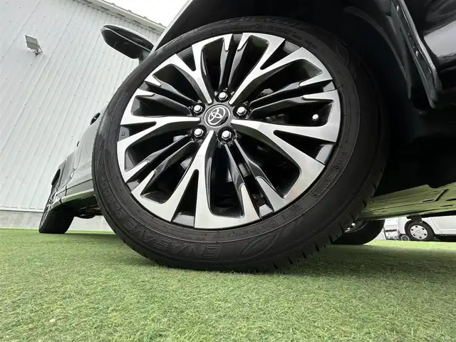 トヨタ ヤリスクロス ハイブリッド Z 香川県 2024(令6)年 1.9万km ブラックマイカ モデリスタエアロ　/ディスプレイオーディオ/全方位カメラ　/トヨタセーフティセンス　/ＢＳＭ　/ＬＴＡ（レーンキープアシスト）/ＰＣＳ（衝突軽減）　/ＲＣＴＡ（リアクロストラフィックアラート）　/ＰＫＳＢ（パーキングサポート）　/ＲＳＡ（ロードサインアシスト）　/前後クリアランスソナー　/革巻きステア／ヒーター　/ビルトインＥＴＣ　/ＬＥＤヘッドライト/オートライト/オートハイビーム機能/Clazzioフロアマット