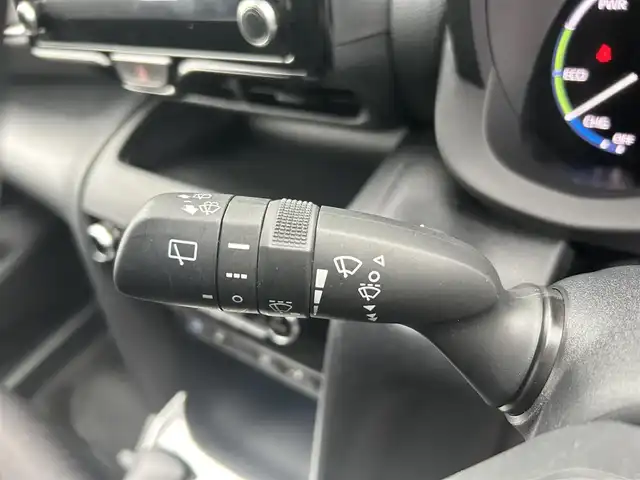 トヨタ ヤリスクロス ハイブリッド Z 香川県 2024(令6)年 1.9万km ブラックマイカ モデリスタエアロ　/ディスプレイオーディオ/全方位カメラ　/トヨタセーフティセンス　/ＢＳＭ　/ＬＴＡ（レーンキープアシスト）/ＰＣＳ（衝突軽減）　/ＲＣＴＡ（リアクロストラフィックアラート）　/ＰＫＳＢ（パーキングサポート）　/ＲＳＡ（ロードサインアシスト）　/前後クリアランスソナー　/革巻きステア／ヒーター　/ビルトインＥＴＣ　/ＬＥＤヘッドライト/オートライト/オートハイビーム機能/Clazzioフロアマット