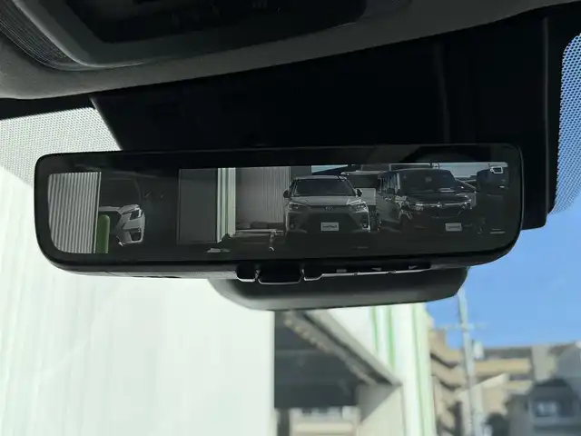 トヨタ プリウス Z 大阪府 2024(令6)年 1.3万km グレー トヨタチームメイト アドバンストパーク 黒革シート 純正12.3incナビTV 360カメラ デジタルインナーミラー パワーシート/ヒーター/エアコン ステアリングヒーター 電動リアゲート レーダーC 衝突軽減ブレーキ BSM
