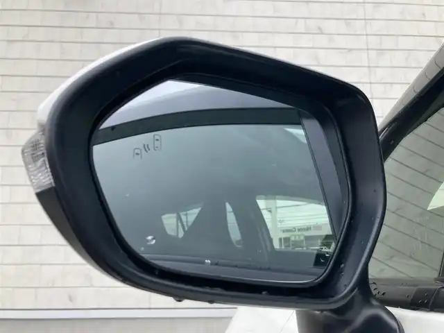 トヨタ アクア X 静岡県 2025(令7)年 0.3万km スーパーホワイトⅡ トヨタセーフティセンス/ディスプレイオーディオ/　（AM FM Bluetooth Miracast）/レーダークルーズコントロール/ドライブレコーダー（自動防眩インナーミラー装着車）/全方位モニター/バックカメラ/ETC/LEDヘッドライト/前後クリアランスソナー/ステアリングスイッチ/純正フロアマット/アイドリングストップ/ワンオーナー