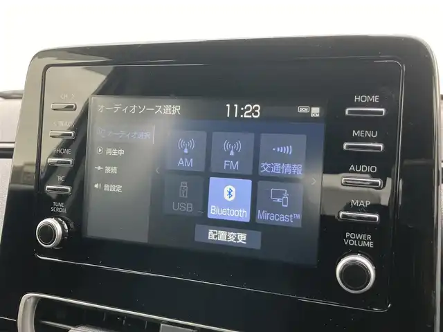 トヨタ アクア X 静岡県 2025(令7)年 0.3万km スーパーホワイトⅡ トヨタセーフティセンス/ディスプレイオーディオ/　（AM FM Bluetooth Miracast）/レーダークルーズコントロール/ドライブレコーダー（自動防眩インナーミラー装着車）/全方位モニター/バックカメラ/ETC/LEDヘッドライト/前後クリアランスソナー/ステアリングスイッチ/純正フロアマット/アイドリングストップ/ワンオーナー