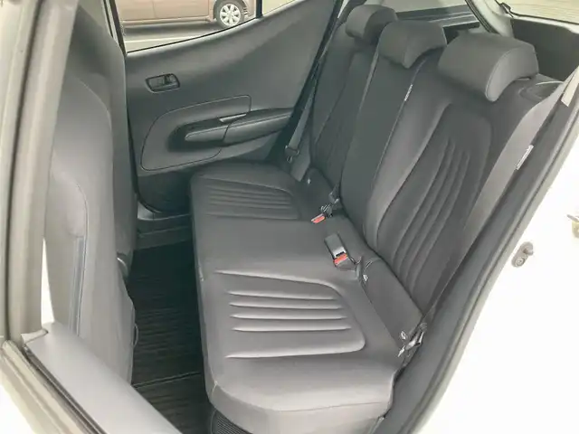 トヨタ アクア X 静岡県 2025(令7)年 0.3万km スーパーホワイトⅡ トヨタセーフティセンス/ディスプレイオーディオ/　（AM FM Bluetooth Miracast）/レーダークルーズコントロール/ドライブレコーダー（自動防眩インナーミラー装着車）/全方位モニター/バックカメラ/ETC/LEDヘッドライト/前後クリアランスソナー/ステアリングスイッチ/純正フロアマット/アイドリングストップ/ワンオーナー