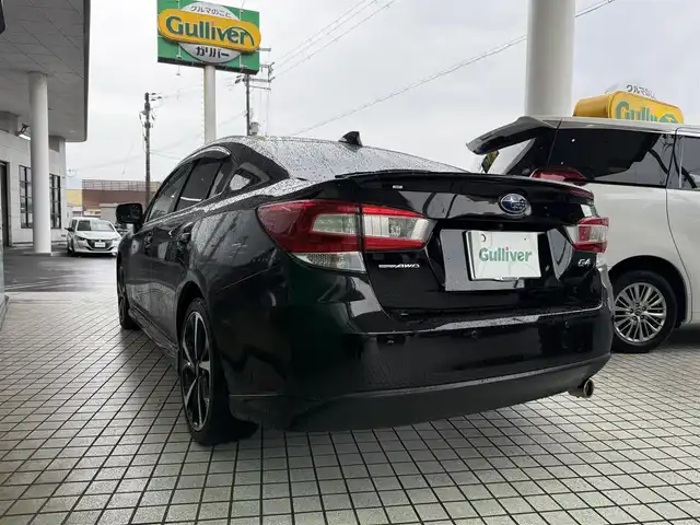 スバル インプレッサ Ｇ４ 2．0i－S アイサイト 京都府 2020(令2)年 7.9万km クリスタルブラックシリカ ワンオーナー/アイサイトコアテクノロジー/・全車速追従機能付クルーズコントロール/・後退時ブレーキアシスト/・プリクラッシュブレーキ/・ツーリングアシスト/・ふらつき警報/・車線逸脱警報/・車線逸脱抑制/カロッツェリアメモリーナビ、地デジ、Bluetooth/パドルシフト/前席パワーシート/運転席メモリーシート/ETC/ブラインドスポットモニター（BSM）/LEDヘッドランプ