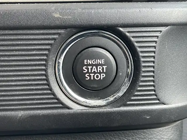 スズキ スペーシア HYBRID G 埼玉県 2019(平31)年 11.4万km ブルーイッシュブラックパール3 (株)IDOMが運営する【じしゃロン鳩ヶ谷店】の自社ローン専用車両になりますこちらは現金またはオートローンご利用時の価格です。自社ローンご希望の方は別途その旨お申付け下さい/登録時113969km/社外SDナビ(品番:CN-RE05WD)/・AM/FM・CD/DVD・BT・MSV(SD)/フルセグTV/バックカメラ/デュアルセンサーブレーキサポート/衝突被害軽減ブレーキ/車線逸脱警報機能/横滑り防止機能/リアクリアランスソナー/ビルトインETC/プッシュスタート/スマートキー/スペア1本/ステアリングスイッチ/パワーモードスイッチ/両側スライドドア/社外14インチAW(メーカー:MANARAY SPORT)/ドアバイザー/ベンチシート/ISOFIX/ヘッドライトレベライザー/電動格納機能付きサイドミラー