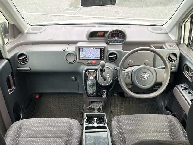 トヨタ ポルテ F 埼玉県 2015(平27)年 6.7万km ホワイトパールクリスタルシャイン 登録時66139km/ワンオーナー/バックカメラ/純正メモリナビ/　CD/Bluetooth/SDMSV/フルセグ/片側パワースライドドア/横滑り防止機能/社外15インチアルミホイール/キセノンオートライト/フォグランプ/純正フロアマット/ドアバイザー/電動格納ミラー/ウィンカーミラー/プッシュスタート/スマートキー×2/保証書/ナビ取扱説明書/取扱説明書