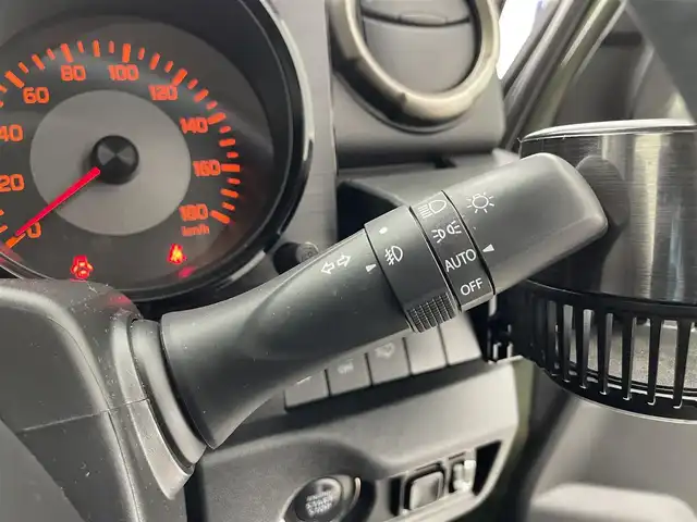 スズキ ジムニー シエラ JC 滋賀県 2019(令1)年 2.8万km ジャングルグリーン 純正8インチナビ/CD/DVD/USB/Bluetooth/フルセグテレビ/バックカメラ/セーフティセンス/クルーズコントロール/LEDヘッドライト/オートライト/フォグランプ/Ｄ/N席シートヒーター/ETC/プッシュスタート/スマートキー/純正フロアマット