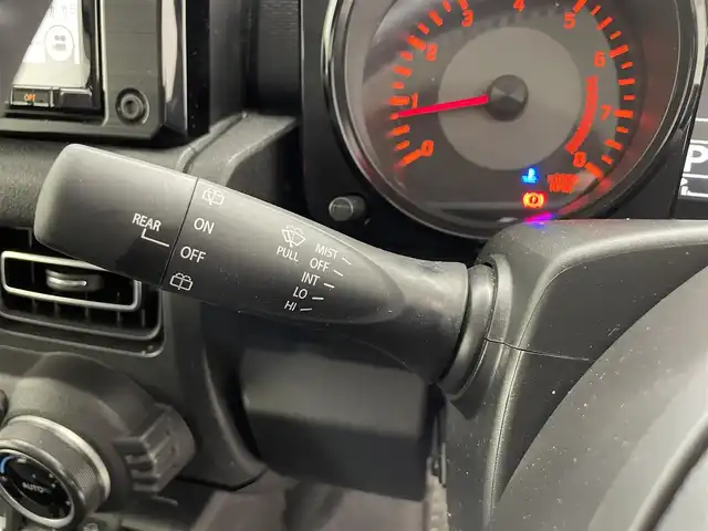 スズキ ジムニー シエラ JC 滋賀県 2019(令1)年 2.8万km ジャングルグリーン 純正8インチナビ/CD/DVD/USB/Bluetooth/フルセグテレビ/バックカメラ/セーフティセンス/クルーズコントロール/LEDヘッドライト/オートライト/フォグランプ/Ｄ/N席シートヒーター/ETC/プッシュスタート/スマートキー/純正フロアマット