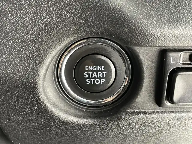 スズキ ジムニー シエラ JC 滋賀県 2019(令1)年 2.8万km ジャングルグリーン 純正8インチナビ/CD/DVD/USB/Bluetooth/フルセグテレビ/バックカメラ/セーフティセンス/クルーズコントロール/LEDヘッドライト/オートライト/フォグランプ/Ｄ/N席シートヒーター/ETC/プッシュスタート/スマートキー/純正フロアマット