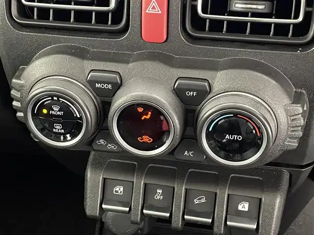 スズキ ジムニー シエラ JC 滋賀県 2019(令1)年 2.8万km ジャングルグリーン 純正8インチナビ/CD/DVD/USB/Bluetooth/フルセグテレビ/バックカメラ/セーフティセンス/クルーズコントロール/LEDヘッドライト/オートライト/フォグランプ/Ｄ/N席シートヒーター/ETC/プッシュスタート/スマートキー/純正フロアマット