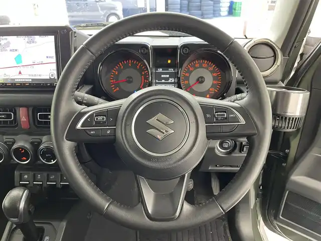 スズキ ジムニー シエラ JC 滋賀県 2019(令1)年 2.8万km ジャングルグリーン 純正8インチナビ/CD/DVD/USB/Bluetooth/フルセグテレビ/バックカメラ/セーフティセンス/クルーズコントロール/LEDヘッドライト/オートライト/フォグランプ/Ｄ/N席シートヒーター/ETC/プッシュスタート/スマートキー/純正フロアマット