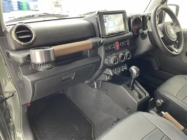 スズキ ジムニー シエラ JC 滋賀県 2019(令1)年 2.8万km ジャングルグリーン 純正8インチナビ/CD/DVD/USB/Bluetooth/フルセグテレビ/バックカメラ/セーフティセンス/クルーズコントロール/LEDヘッドライト/オートライト/フォグランプ/Ｄ/N席シートヒーター/ETC/プッシュスタート/スマートキー/純正フロアマット