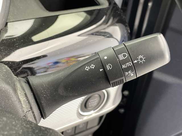 スズキ スペーシア カスタム HYBRID XS 千葉県 2021(令3)年 3.6万km ブルーイッシュブラックパール3 衝突軽減ブレーキ/レーンキープアシスト/レーダークルーズコントロール/全方位カメラ/純正SDナビ/（フルセグ/Bluetooth/CD/DVD/FM/AM）/ハーフレザーシート/シートヒーター（運転席のみ）/アイドリングストップ/LEDヘッドライト/フォグライト/ヘッドアップディスプレイ/電動格納ミラー/ロールサンシェード/シートバックテーブル