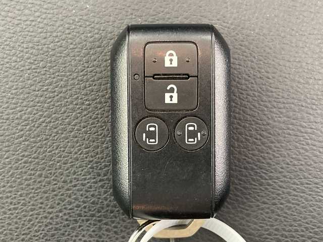 スズキ スペーシア カスタム HYBRID XS 千葉県 2021(令3)年 3.6万km ブルーイッシュブラックパール3 衝突軽減ブレーキ/レーンキープアシスト/レーダークルーズコントロール/全方位カメラ/純正SDナビ/（フルセグ/Bluetooth/CD/DVD/FM/AM）/ハーフレザーシート/シートヒーター（運転席のみ）/アイドリングストップ/LEDヘッドライト/フォグライト/ヘッドアップディスプレイ/電動格納ミラー/ロールサンシェード/シートバックテーブル