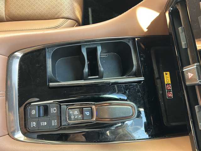 トヨタ ヴェルファイア ハイブリット 香川県 2024(令6)年 3.6万km ブラック 純正ディスプレイオーディオ（フルセグTV/BT)/アラウンドビューモニター/両側パワースライドドア/メーカーOPユニバーサルステップ/ステアリングヒーター/アドバンストパーク/ブラインドスポットモニター/デジタルインナーミラー/ヘッドアップディスプレイ/モデリスタエアロ（フロント，サイド，リア）/後席モニター/電動リアゲート/パワーシート/シートヒーター/エアシート/コーナーセンサー/オートマチックハイビーム/ビルトインETC2.0