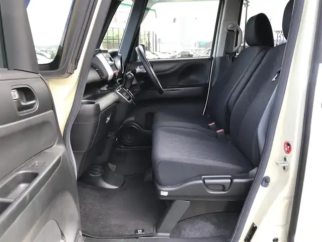 ホンダ Ｎ ＢＯＸ G SSパッケージ 鳥取県 2013(平25)年 10.8万km ヒダマリアイボリーパール ４・W・D/純正CDオーディオ/両側パワースライドドア/横滑り防止装置/プッシュエンジンスタート/アイドリングストップ/ウィンカーミラー/電動格納ミラー/ステアリングスイッチ/社外１４インチアルミ/オートエアコン/フロアマット/ドアバイザー