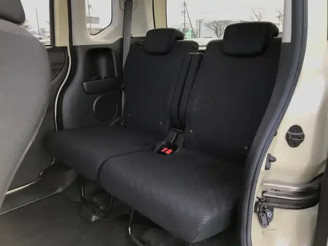 ホンダ Ｎ ＢＯＸ G SSパッケージ 鳥取県 2013(平25)年 10.8万km ヒダマリアイボリーパール ４・W・D/純正CDオーディオ/両側パワースライドドア/横滑り防止装置/プッシュエンジンスタート/アイドリングストップ/ウィンカーミラー/電動格納ミラー/ステアリングスイッチ/社外１４インチアルミ/オートエアコン/フロアマット/ドアバイザー