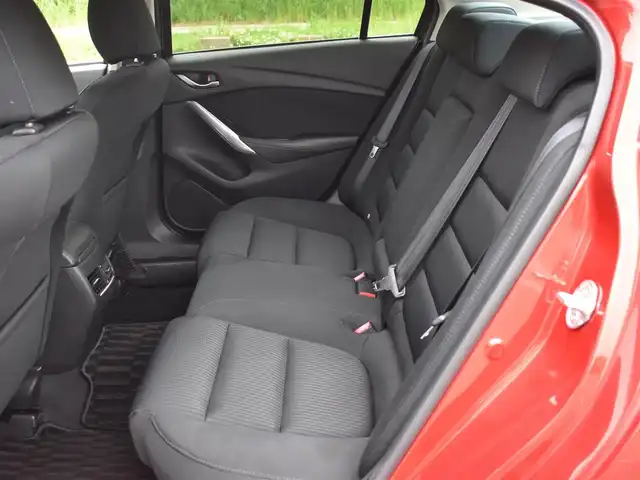 マツダ アテンザ セダン XD 福岡県 2012(平24)年 4.6万km ソウルレッドプレミアムメタリック 　アテンザセダン　XD　/社外ナビ/　　CD/DVD/フルセグTV/B・T/　　CA9PA/バックカメラ/スマートシティブレーキサポート/レーダークルーズコントロール/パドルシフト/HID/フォグランプ/OP　19インチアルミホイール/ETC/保証書あり/取扱説明書あり/スペアキーあり