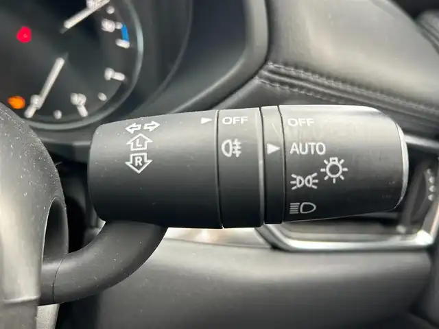 マツダ ＣＸ－５ XD スポーツアピアランス 滋賀県 2022(令4)年 6.3万km ジェットブラックマイカ ディーゼル/4WD(F4)/6速AT/電動スライドガラスサンルーフ/BOSEサウンド/10.25インチ純正ナビ/(FM/AM/フルセグ/Bluetooth)/３６０°ビュー・モニター/バックカメラ/ETC/ワイヤレス充電/プリクラッシュブレーキアシスト	/ブラインドスポットモニタリング（ＢＳＭ）/リアクロストラフィックアラート（ＲＣＴＡ）/レーンキープアシスト	/レーダークルーズコントロール/標識検知機能/運転席・助手席シートヒーター/シートメモリー/アイドリングストップ	/電動格納ミラー/電動リアゲート/電動パーキング/ブレーキホールド/革巻きステアリング/ステアリングスイッチ/ステアリングヒーター/パドルシフト/ヘッドアップディスプレイ/オートライト/LEDヘッドライト/フロントフォグ/自動防眩ミラー/フルオートエアコン/プッシュスタート/スマートキー/純正フロアマット/トノカバー
