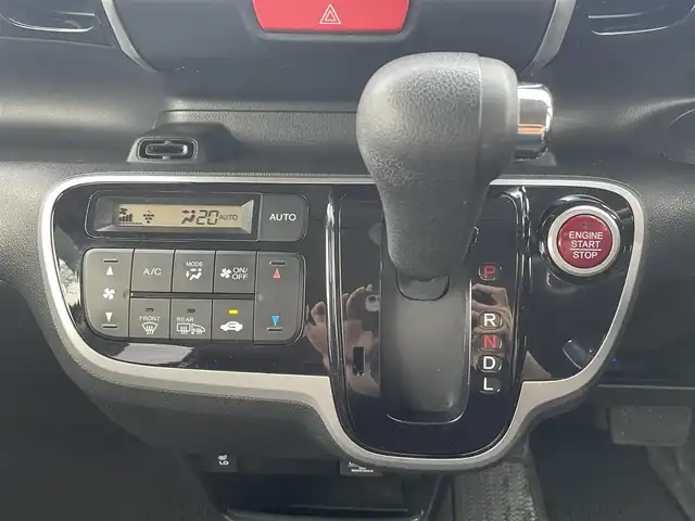 ホンダ Ｎ ＢＯＸ カスタム SSパッケージ 岩手県 2015(平27)年 11.6万km プレミアムゴールドパープルパール (株)IDOMが運営する【じしゃロン盛岡店】の自社ローン専用車両になりますこちらは現金またはオートローンご利用時の価格です。自社ローンご希望の方は別途その旨お申付け下さい/Ａパッケージ/あんしんパッケージ/ナビ装着用スペシャルパッケージ/純正メモリーナビ/リア両側パワースライドドア/ディスチャージヘッドライト(オートライトコントロール機構付)/14インチアルミホイール/アイドリングストップ/運転席シートハイトアジャスター/プラズマクラスター搭載オートエアコン/ＬＥＤルームランプ/スーパーＵＶカットフロントドアガラス＋ＩＲカットフロントウィンドウ・フロントドアガラス/シートヒーター＆親水/ヒーテッドドアミラー＆フロントドア撥水ガラス