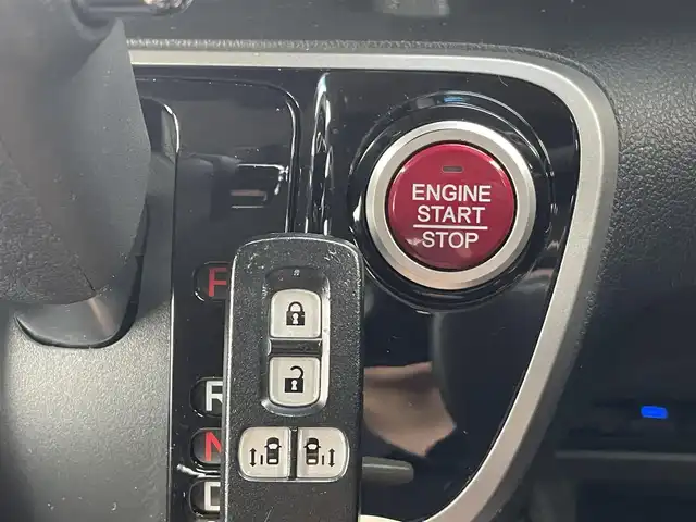 ホンダ Ｎ ＢＯＸ カスタム SSパッケージ 岩手県 2015(平27)年 11.6万km プレミアムゴールドパープルパール (株)IDOMが運営する【じしゃロン盛岡店】の自社ローン専用車両になりますこちらは現金またはオートローンご利用時の価格です。自社ローンご希望の方は別途その旨お申付け下さい/Ａパッケージ/あんしんパッケージ/ナビ装着用スペシャルパッケージ/純正メモリーナビ/リア両側パワースライドドア/ディスチャージヘッドライト(オートライトコントロール機構付)/14インチアルミホイール/アイドリングストップ/運転席シートハイトアジャスター/プラズマクラスター搭載オートエアコン/ＬＥＤルームランプ/スーパーＵＶカットフロントドアガラス＋ＩＲカットフロントウィンドウ・フロントドアガラス/シートヒーター＆親水/ヒーテッドドアミラー＆フロントドア撥水ガラス
