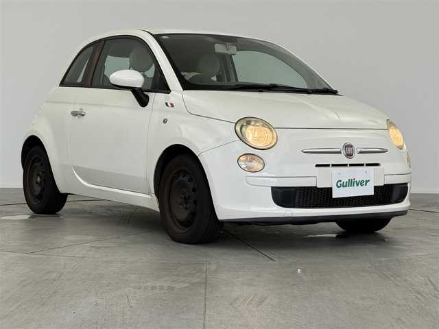 フィアット ５００ 1．4 16V ポップ 愛知県 2008(平20)年 10.4万km 白 純正オーディオ/CDプレイヤー/純正フロアマット/ハロゲンヘッドライト/フロントフォグランプ/パワーステアリング/パワーウィンドウ/ABS/エアバッグ（W/サイド/カーテン）/取扱説明書/保証書/リモコンキー