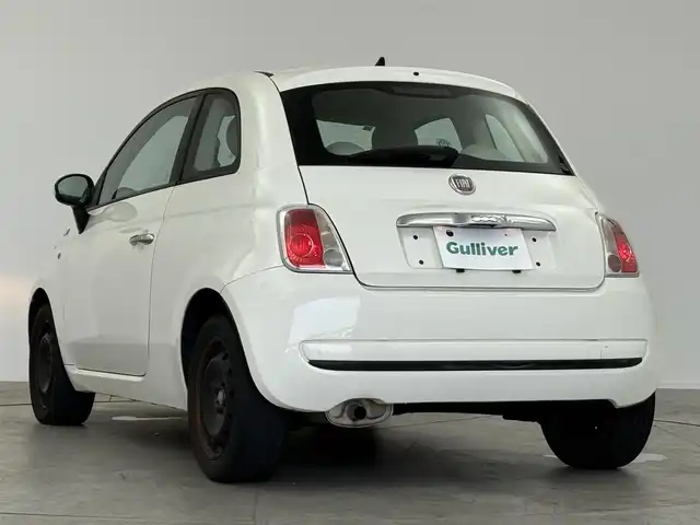 フィアット ５００ 1．4 16V ポップ 愛知県 2008(平20)年 10.4万km 白 純正オーディオ/CDプレイヤー/純正フロアマット/ハロゲンヘッドライト/フロントフォグランプ/パワーステアリング/パワーウィンドウ/ABS/エアバッグ（W/サイド/カーテン）/取扱説明書/保証書/リモコンキー